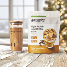 Carica l'immagine nel visualizzatore di Gallery, High Protein Iced Coffee gusto Latte Macchiato 308 gr